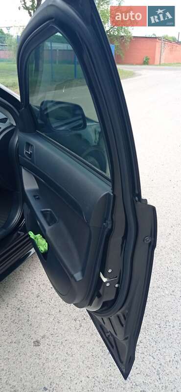 Хетчбек Mitsubishi Lancer 2008 в Львові фото 24 Хетчбек Mitsubishi Lancer 2008 в Львові