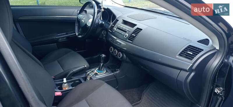 Хетчбек Mitsubishi Lancer 2008 в Львові фото 28 Хетчбек Mitsubishi Lancer 2008 в Львові