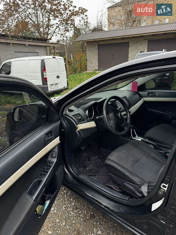 Седан Mitsubishi Lancer 2008 в Виноградові