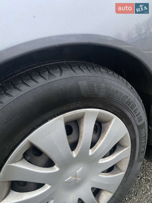 Седан Mitsubishi Lancer 2007 в Києві