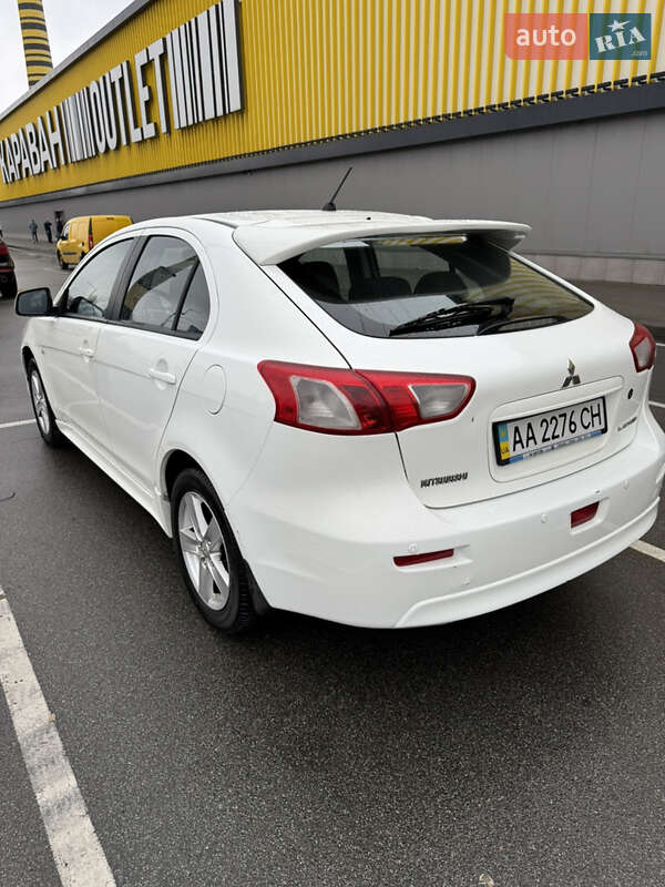Хетчбек Mitsubishi Lancer 2009 в Києві