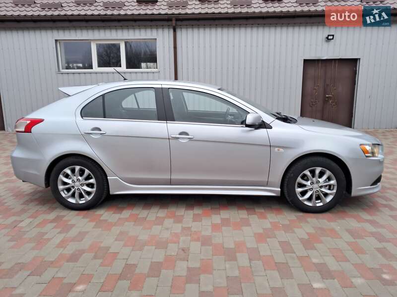 Хетчбек Mitsubishi Lancer 2008 в Луцьку фото 32 Хетчбек Mitsubishi Lancer 2008 в Луцьку