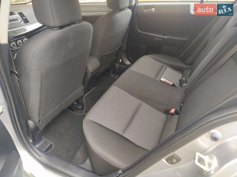 Хетчбек Mitsubishi Lancer 2008 в Луцьку фото 11 Хетчбек Mitsubishi Lancer 2008 в Луцьку
