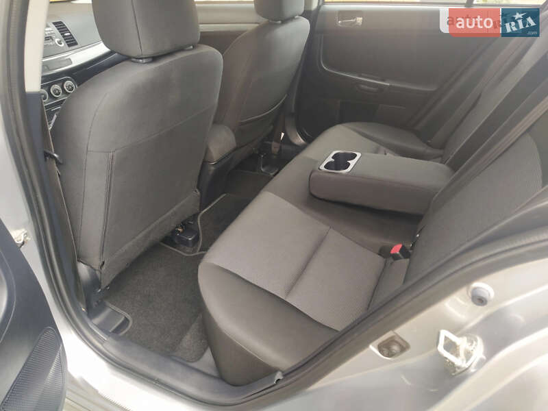 Хетчбек Mitsubishi Lancer 2008 в Луцьку фото 12 Хетчбек Mitsubishi Lancer 2008 в Луцьку