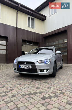 Седан Mitsubishi Lancer 2010 в Києві