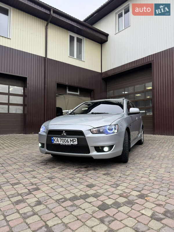 Mitsubishi Lancer 2010