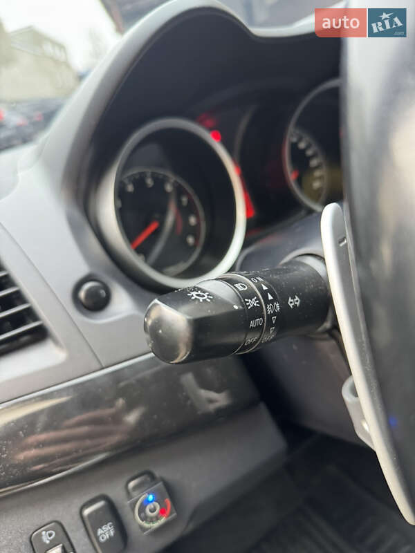 Седан Mitsubishi Lancer 2010 в Києві