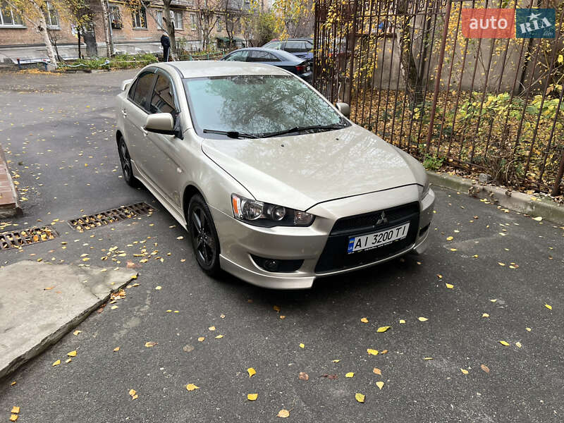 Седан Mitsubishi Lancer 2007 в Києві