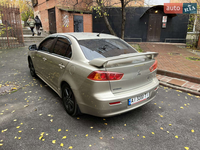 Седан Mitsubishi Lancer 2007 в Києві