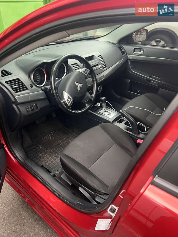 Седан Mitsubishi Lancer 2009 в Києві