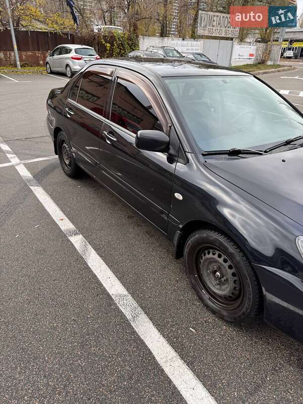 Седан Mitsubishi Lancer 2008 в Киеве