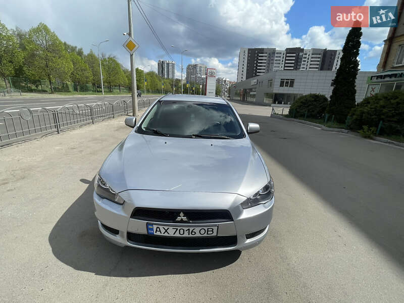 Седан Mitsubishi Lancer 2008 в Харькове