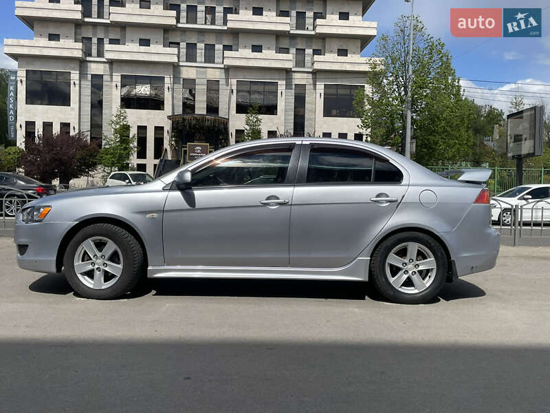 Седан Mitsubishi Lancer 2008 в Харькове