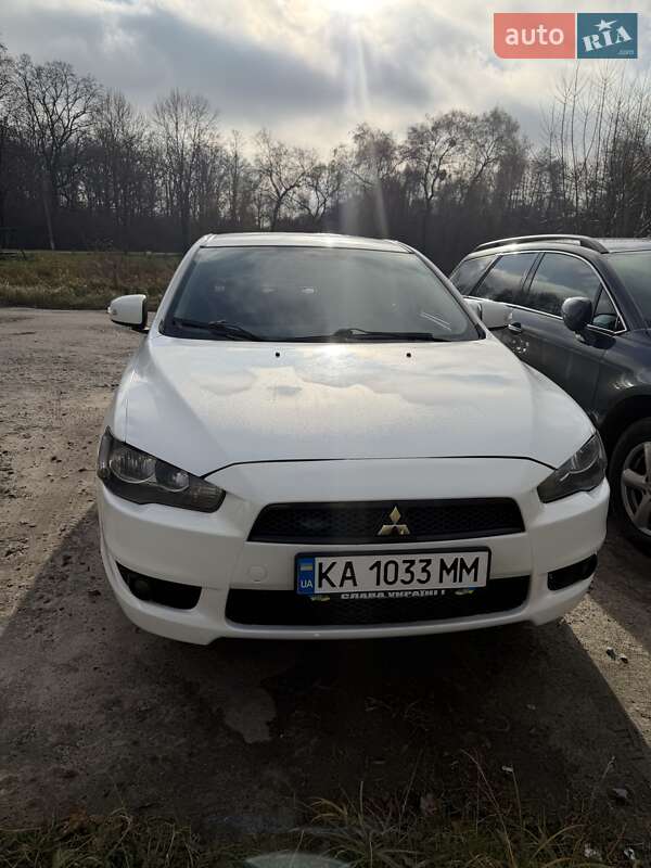 Седан Mitsubishi Lancer 2014 в Рівному