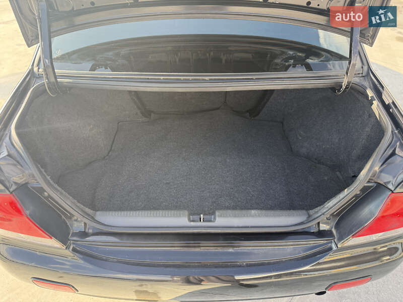 Седан Mitsubishi Lancer 2005 в Звягеле