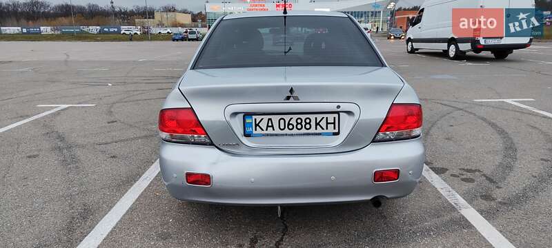 Седан Mitsubishi Lancer 2008 в Києві