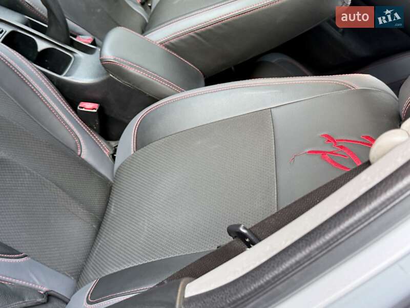 Седан Mitsubishi Lancer 2007 в Киеве