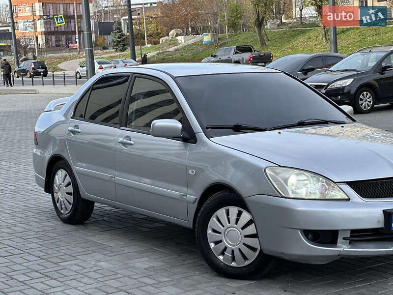 Седан Mitsubishi Lancer 2007 в Днепре фото 6 Седан Mitsubishi Lancer 2007 в Днепре