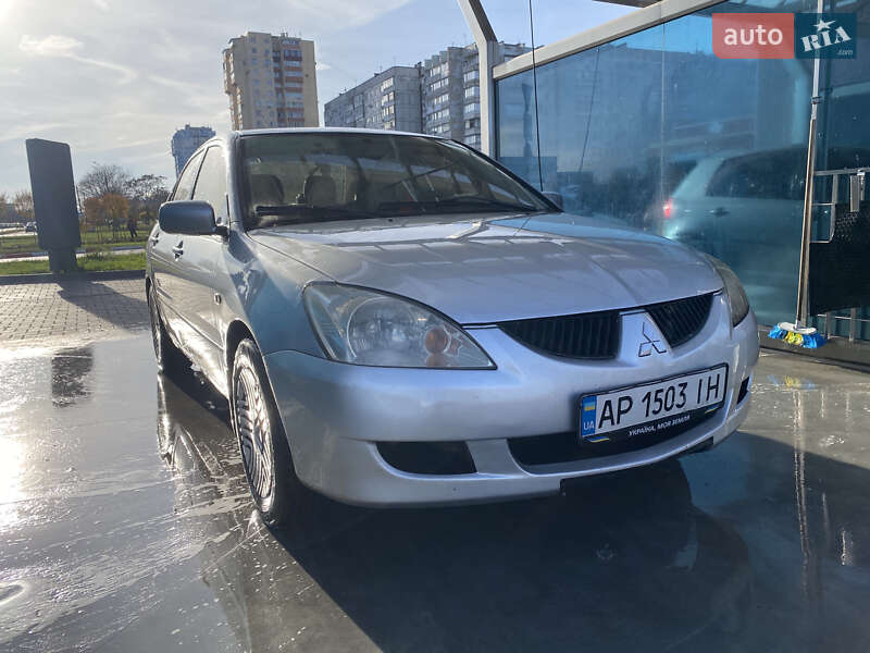 Седан Mitsubishi Lancer 2004 в Запоріжжі