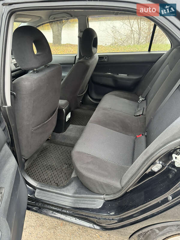 Седан Mitsubishi Lancer 2009 в Умані