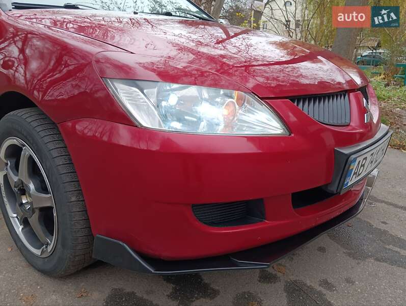Седан Mitsubishi Lancer 2004 в Вінниці