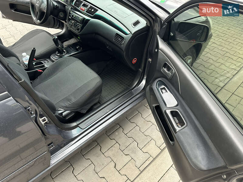 Седан Mitsubishi Lancer 2007 в Киеве фото 24 Седан Mitsubishi Lancer 2007 в Киеве