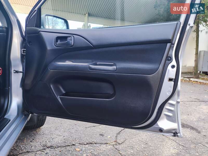 Седан Mitsubishi Lancer 2007 в Дніпрі