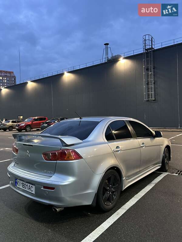 Седан Mitsubishi Lancer 2008 в Києві