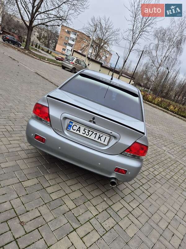 Седан Mitsubishi Lancer 2007 в Умани