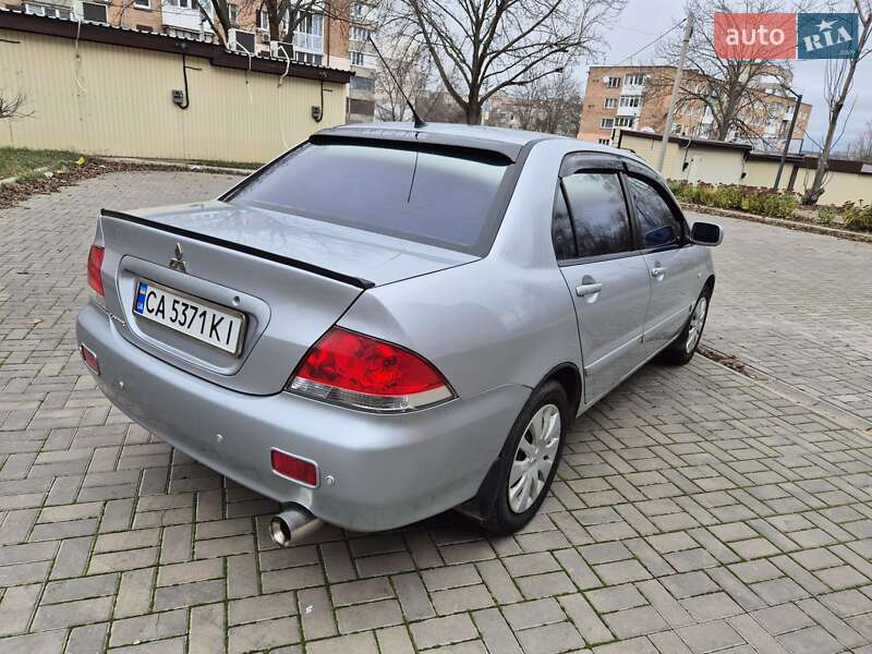 Седан Mitsubishi Lancer 2007 в Умани
