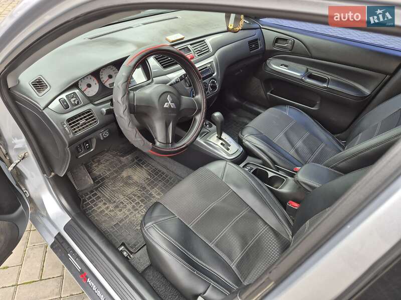Седан Mitsubishi Lancer 2007 в Умани