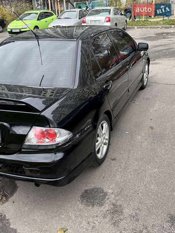 Седан Mitsubishi Lancer 2007 в Києві