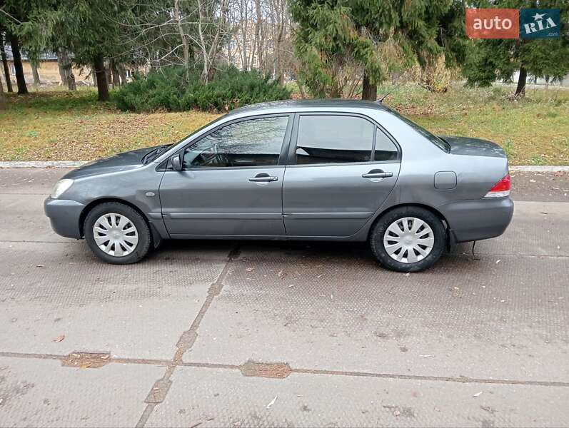 Седан Mitsubishi Lancer 2008 в Острозі