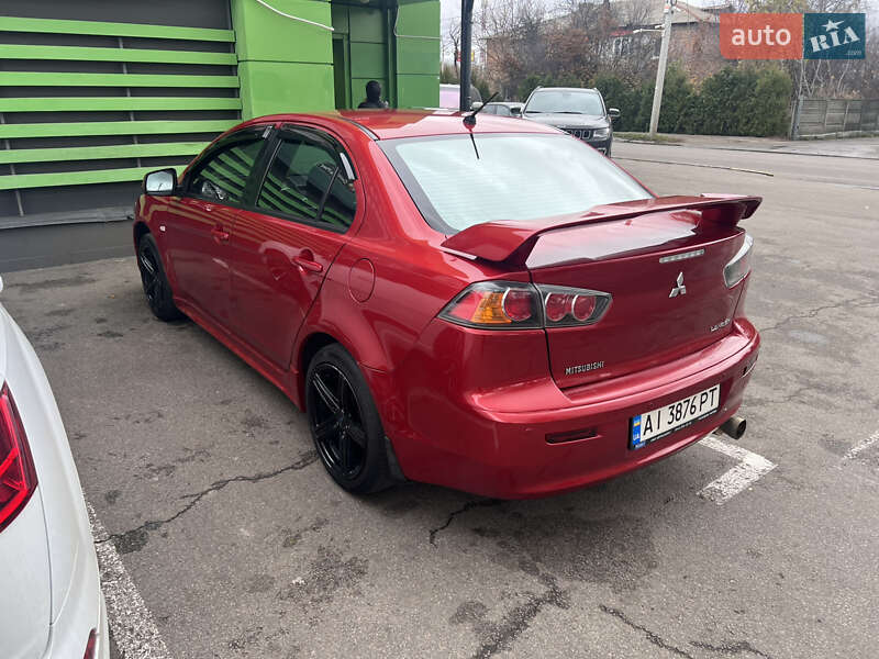 Седан Mitsubishi Lancer 2009 в Киеве