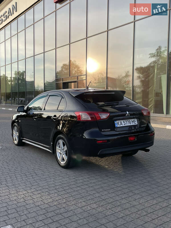 Хэтчбек Mitsubishi Lancer 2008 в Запорожье