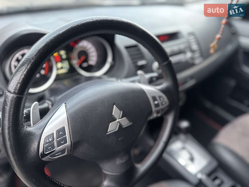 Седан Mitsubishi Lancer 2008 в Киеве