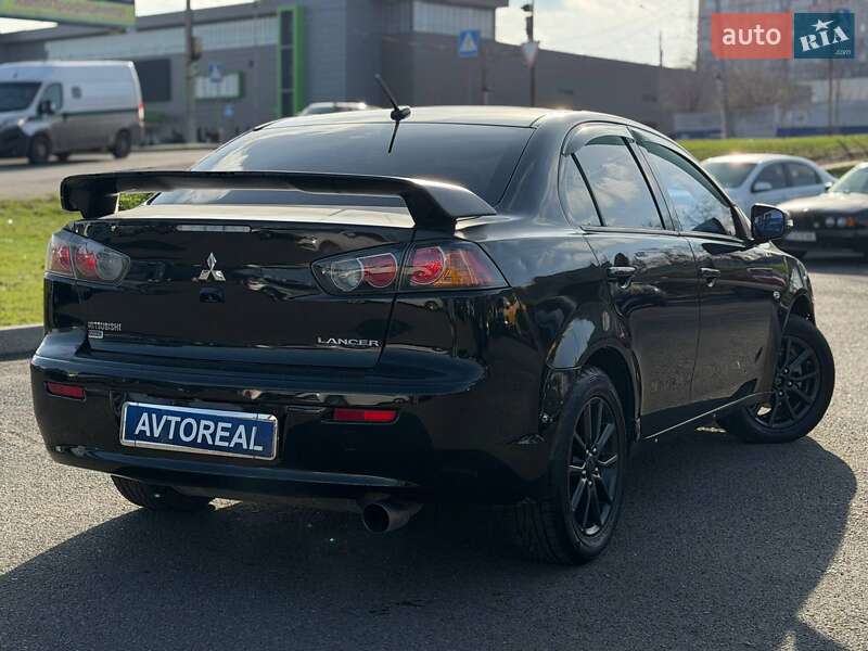 Седан Mitsubishi Lancer 2015 в Кривому Розі