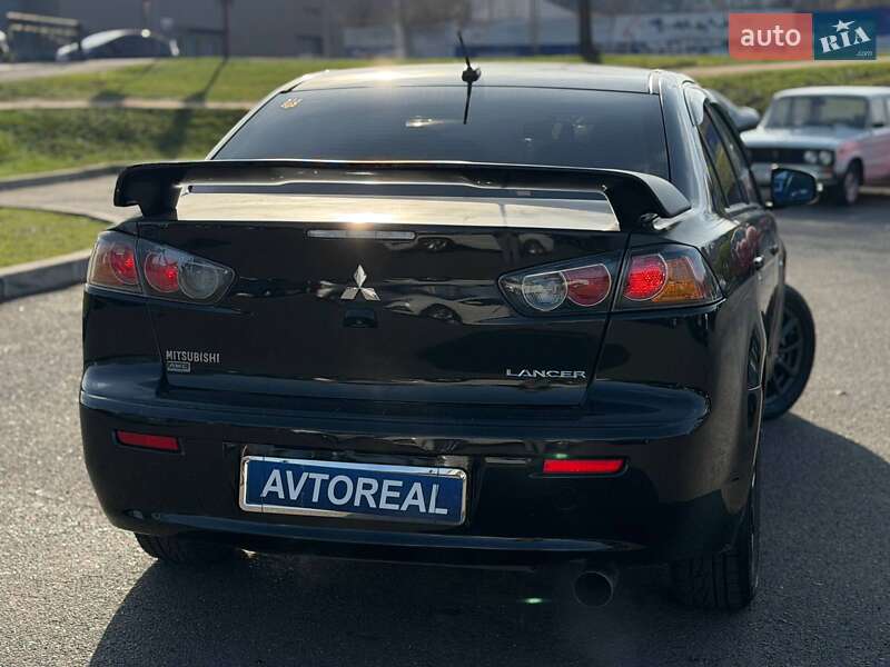 Седан Mitsubishi Lancer 2015 в Кривому Розі