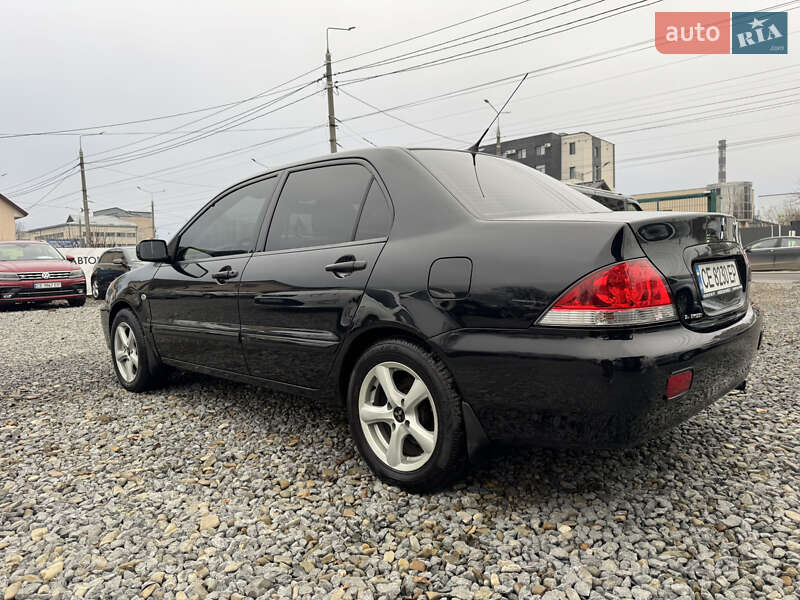 Седан Mitsubishi Lancer 2008 в Черновцах