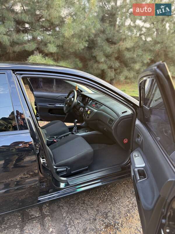 Седан Mitsubishi Lancer 2009 в Верхньодніпровську