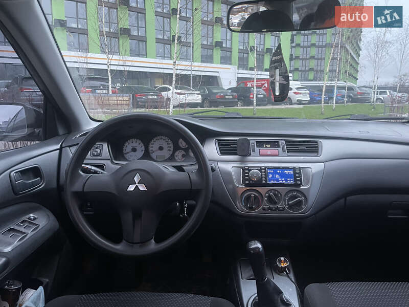 Седан Mitsubishi Lancer 2008 в Києві фото 8 Седан Mitsubishi Lancer 2008 в Києві