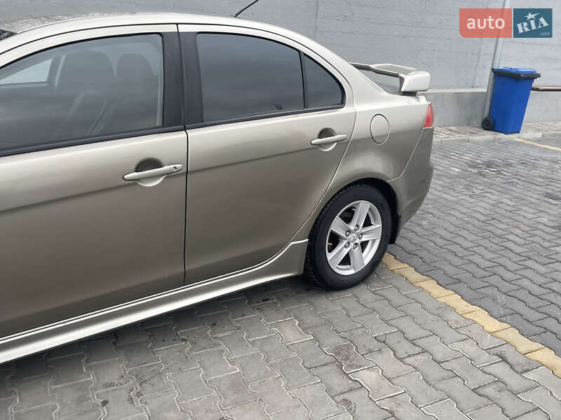 Седан Mitsubishi Lancer 2007 в Миколаєві