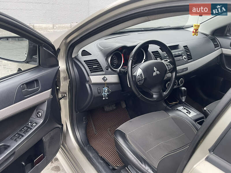 Седан Mitsubishi Lancer 2007 в Миколаєві