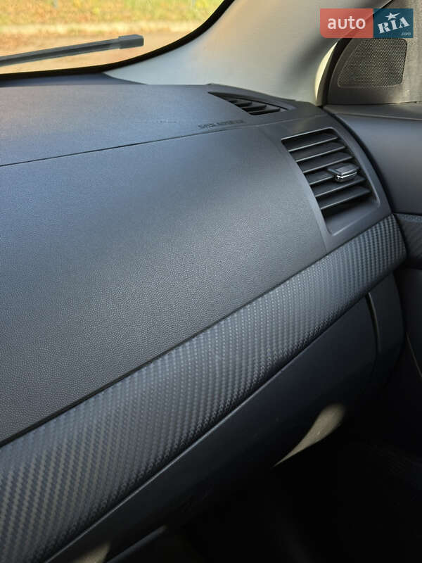 Седан Mitsubishi Lancer 2008 в Киеве фото 25 Седан Mitsubishi Lancer 2008 в Киеве