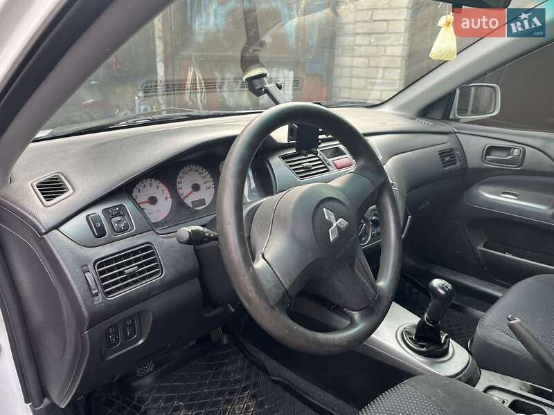Седан Mitsubishi Lancer 2008 в Днепре