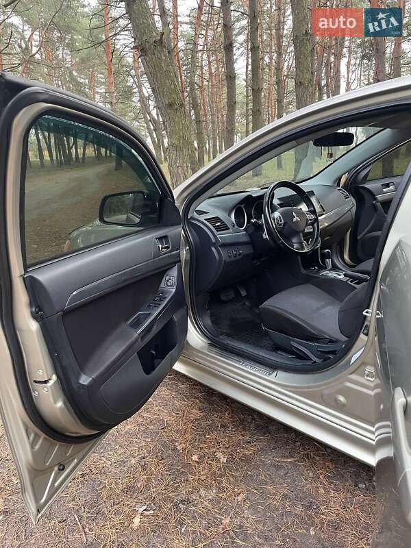 Седан Mitsubishi Lancer 2008 в Кременчуге