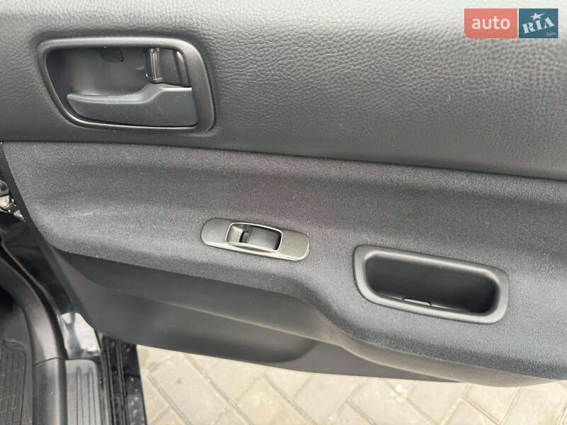 Седан Mitsubishi Lancer 2009 в Дніпрі