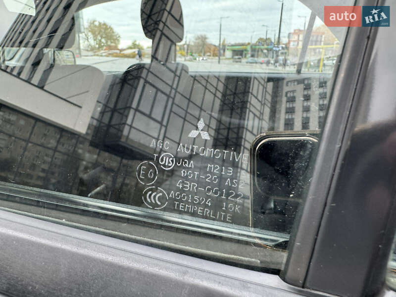 Седан Mitsubishi Lancer 2009 в Дніпрі