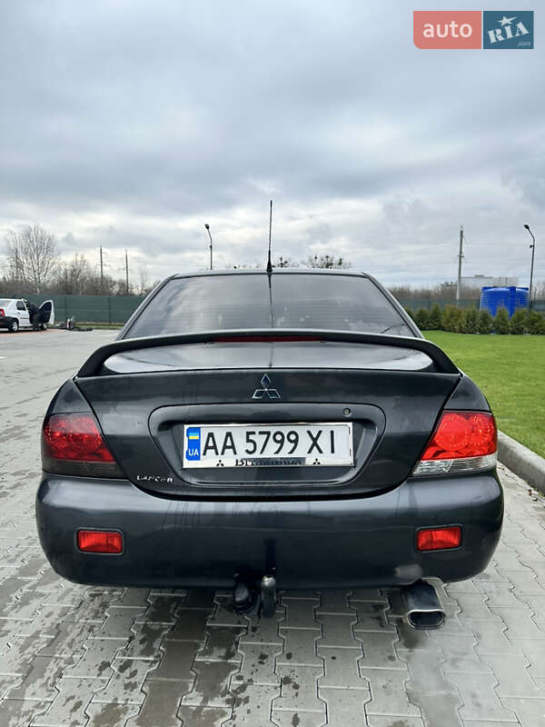 Седан Mitsubishi Lancer 2005 в Виннице
