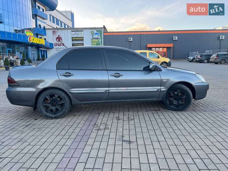 Седан Mitsubishi Lancer 2006 в Хмельницькому фото 3 Седан Mitsubishi Lancer 2006 в Хмельницькому